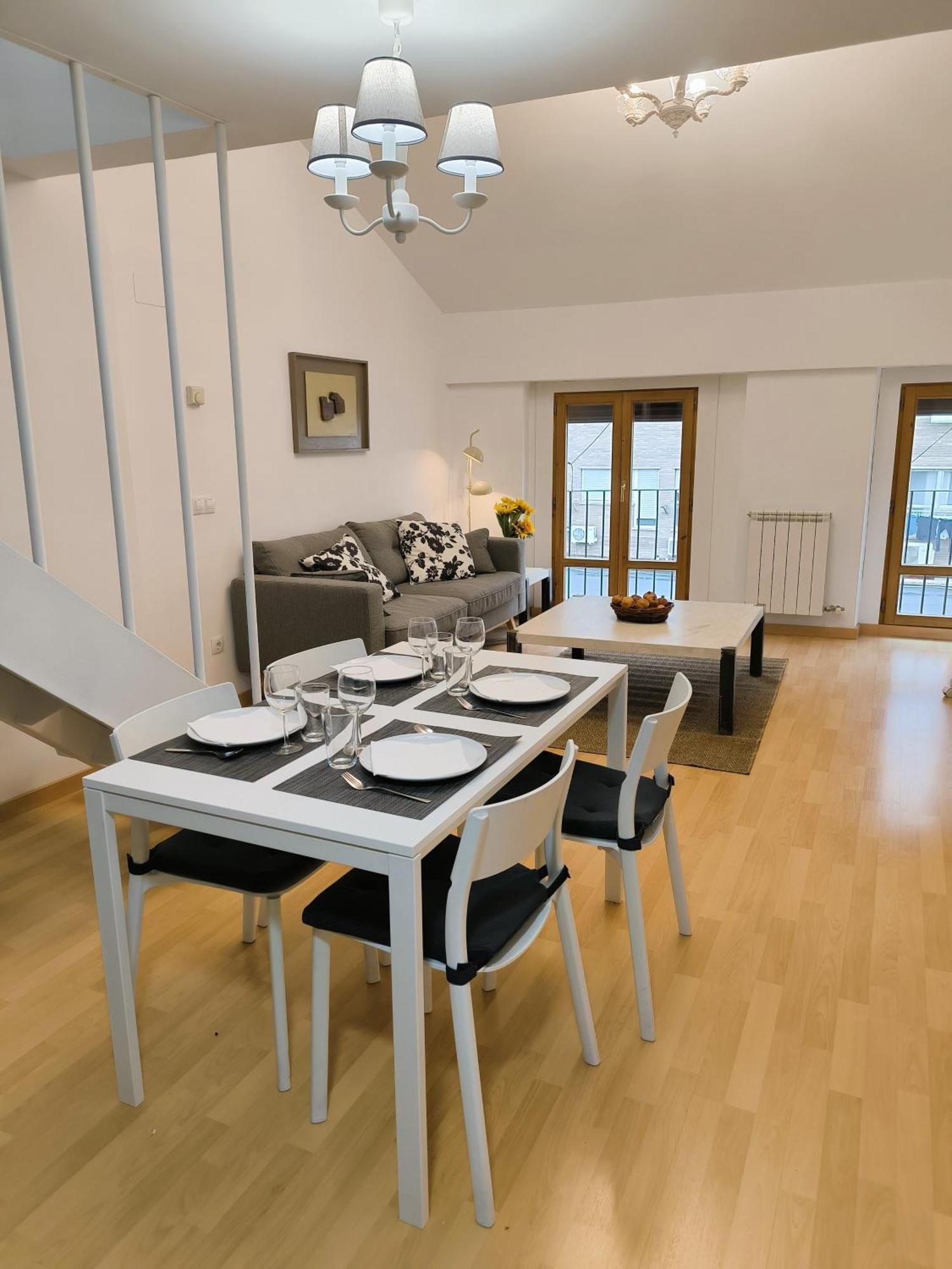 El Loft Del Casco By Alogest Appartement Zaragoza Buitenkant foto